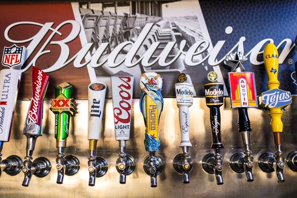 Las Lomas Tex-Mex Cantina | restaurant | 730 W Stassney Ln #130, Austin, TX 78745, USA | 5124289425 OR +1 512-428-9425