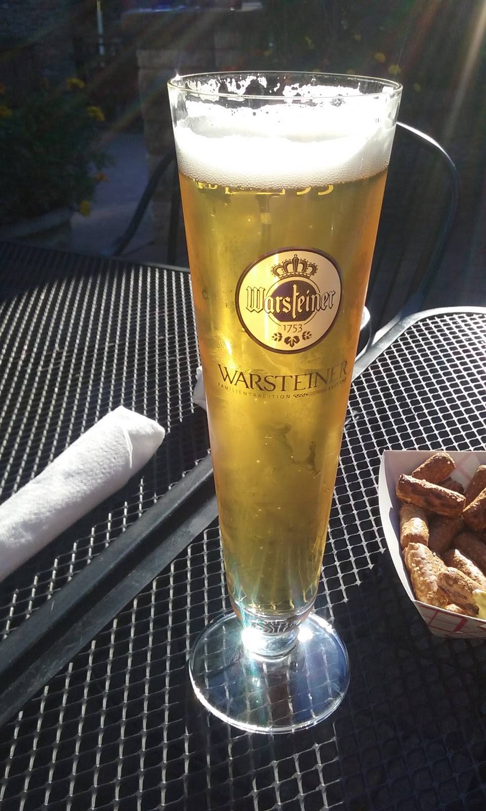 Newportville Inn | restaurant | 4120 Lower Rd, Levittown, PA 19056, USA | 2157856090 OR +1 215-785-6090