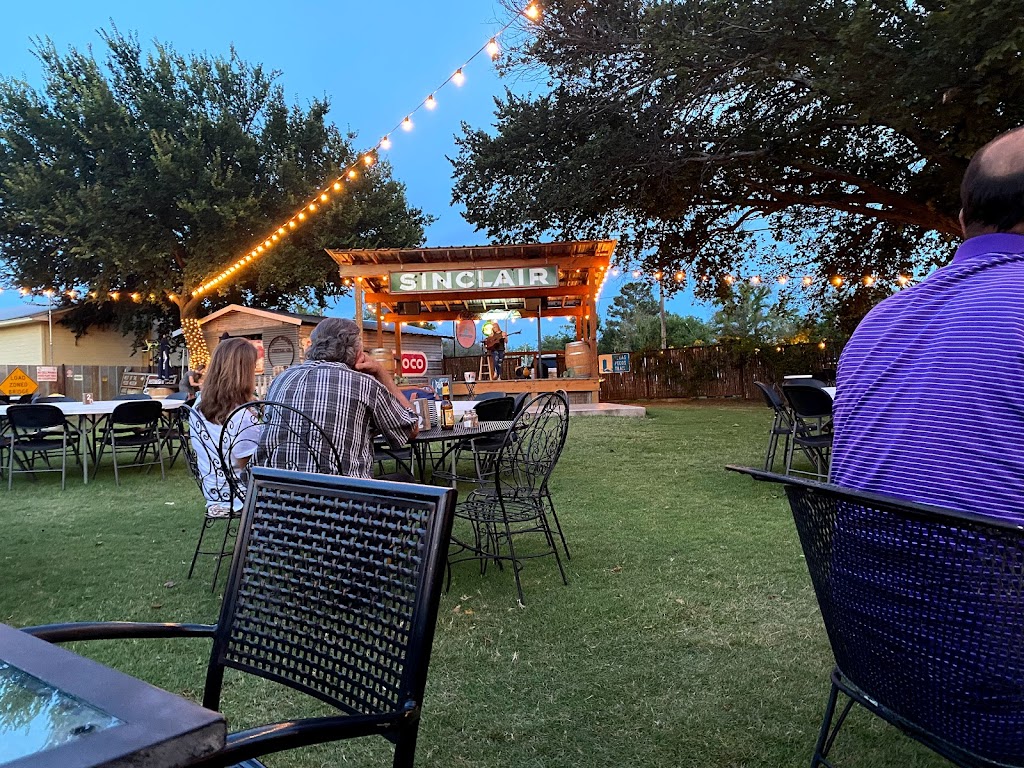 Blue Agave Cattle Company | restaurant | 107 Main St, Blackwell, TX 79506, USA | 3252642583 OR +1 325-264-2583
