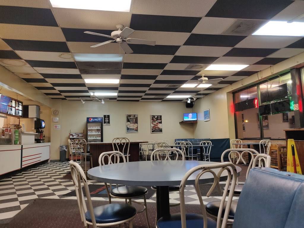 Manhattan Pizza & Subs | restaurant | 449 Tate St, Greensboro, NC 27403, USA | 3363339003 OR +1 336-333-9003