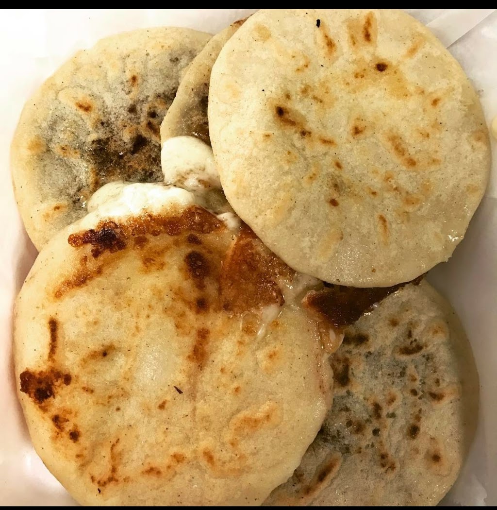 La pupusita express | restaurant | 23519 Robertson Blvd, Chowchilla, CA 93610, USA | 7146049127 OR +1 714-604-9127