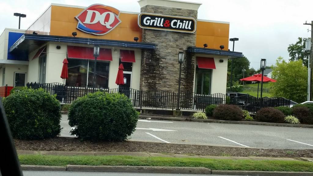 Dairy Queen Grill & Chill | restaurant | 3300 13th St, Ashland, KY 41102, USA | 6063245511 OR +1 606-324-5511
