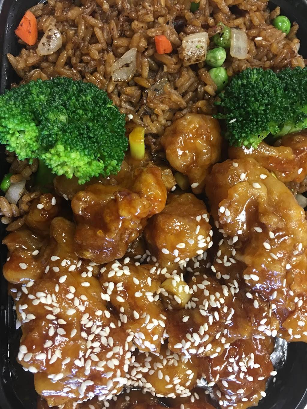 Panda House | restaurant | 1805 W State of Franklin Rd, Johnson City, TN 37604, USA | 4239750075 OR +1 423-975-0075