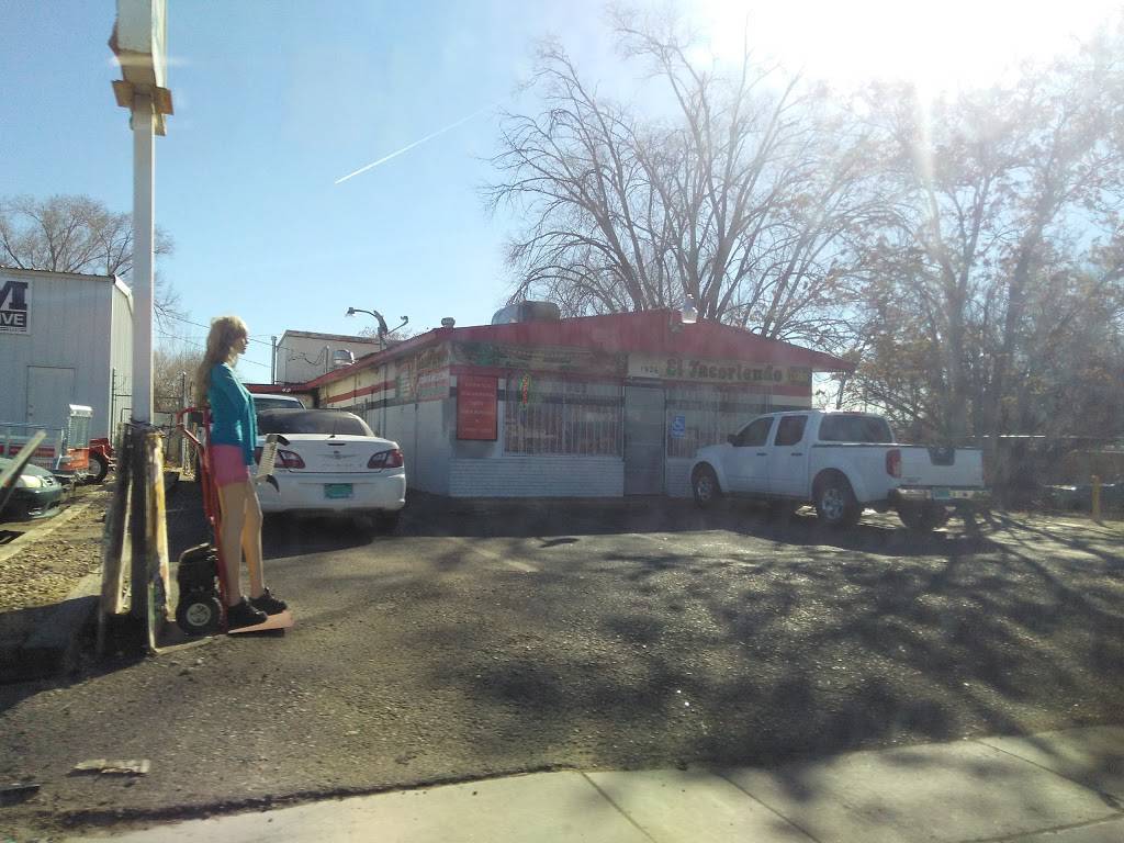El Taco Riendo | restaurant | 1926 Isleta Blvd SW, Albuquerque, NM 87105, USA | 5052480207 OR +1 505-248-0207