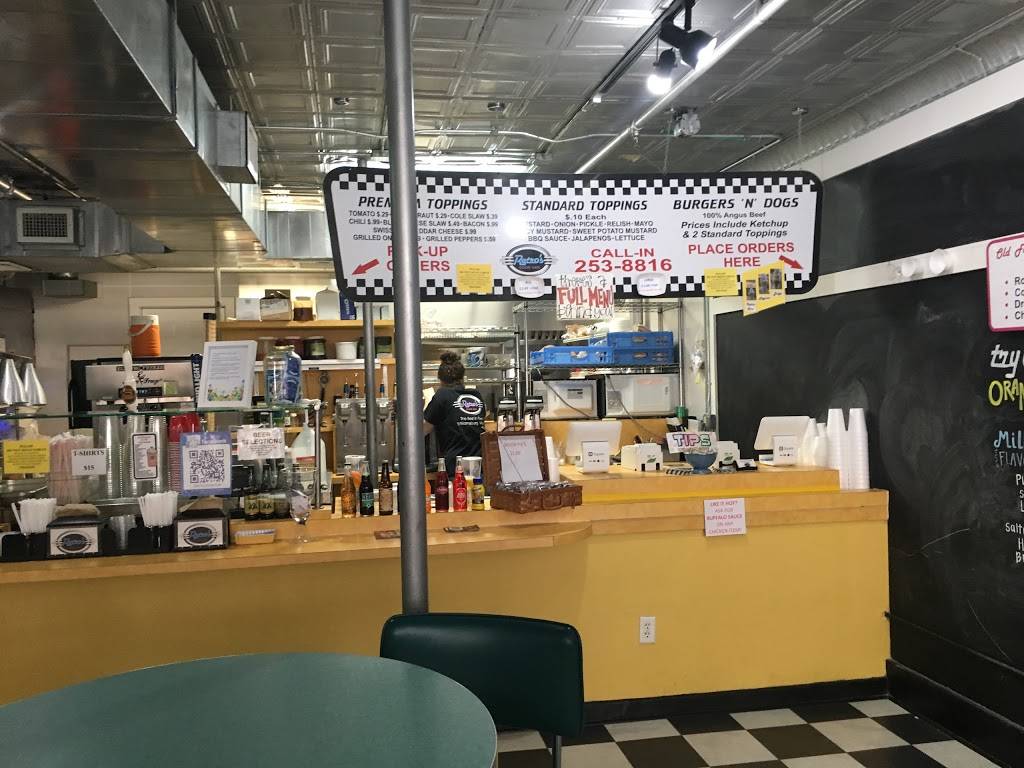 Retros Good Eats | restaurant | 435 Prince George St, Williamsburg, VA 23185, USA | 7572538816 OR +1 757-253-8816