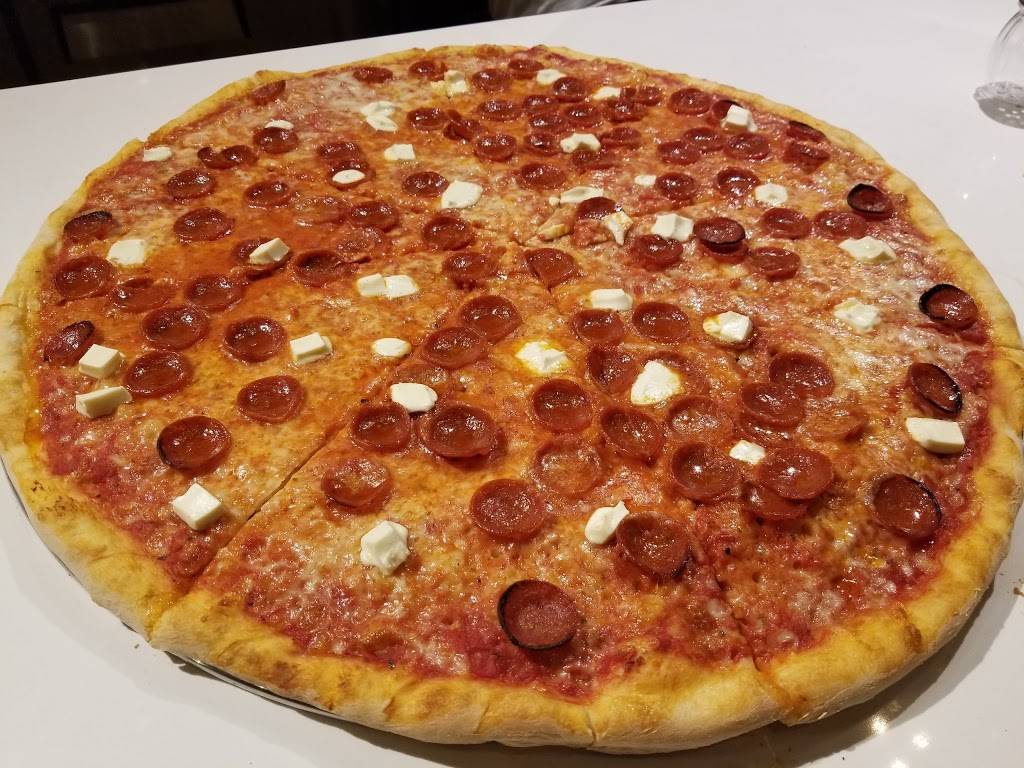 Bella Pizza | restaurant | 19 W Fordham Rd, Bronx, NY 10468, USA | 7188727206 OR +1 718-872-7206