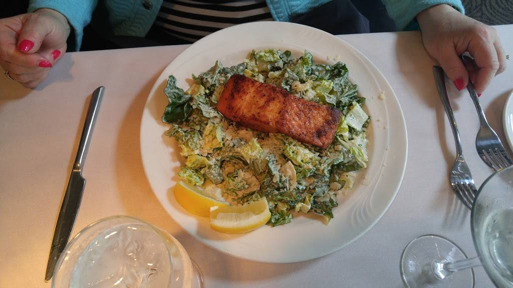 Basil Restaurant | restaurant | 43 Frairy St, Medfield, MA 02052, USA | 5083594400 OR +1 508-359-4400