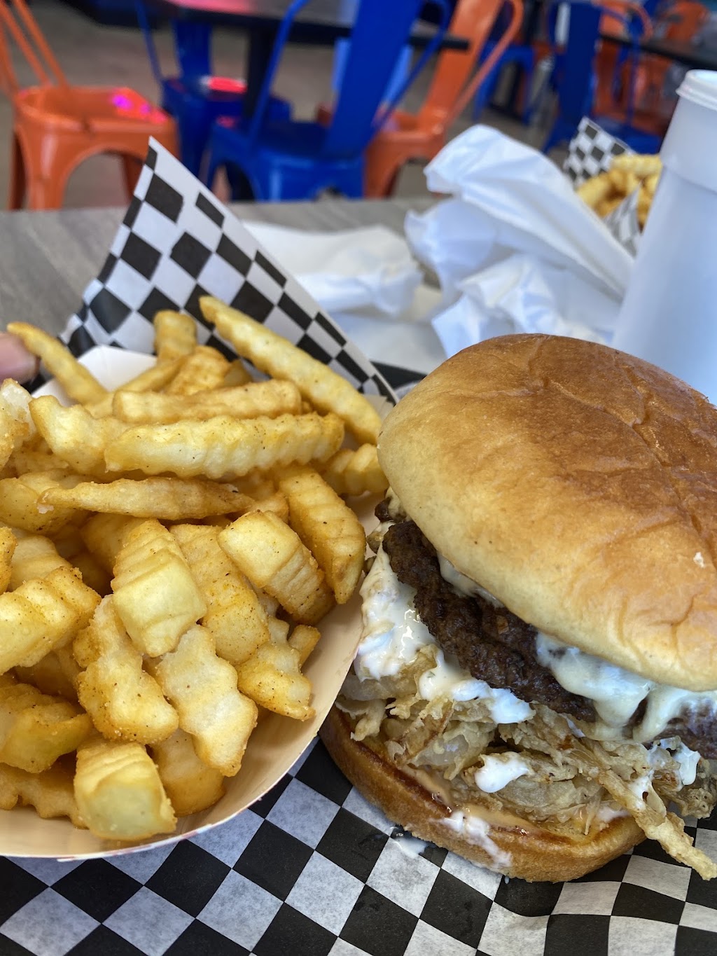 Loaded Burger | restaurant | 6921 Almeda Rd, Houston, TX 77021, USA | 7137478226 OR +1 713-747-8226