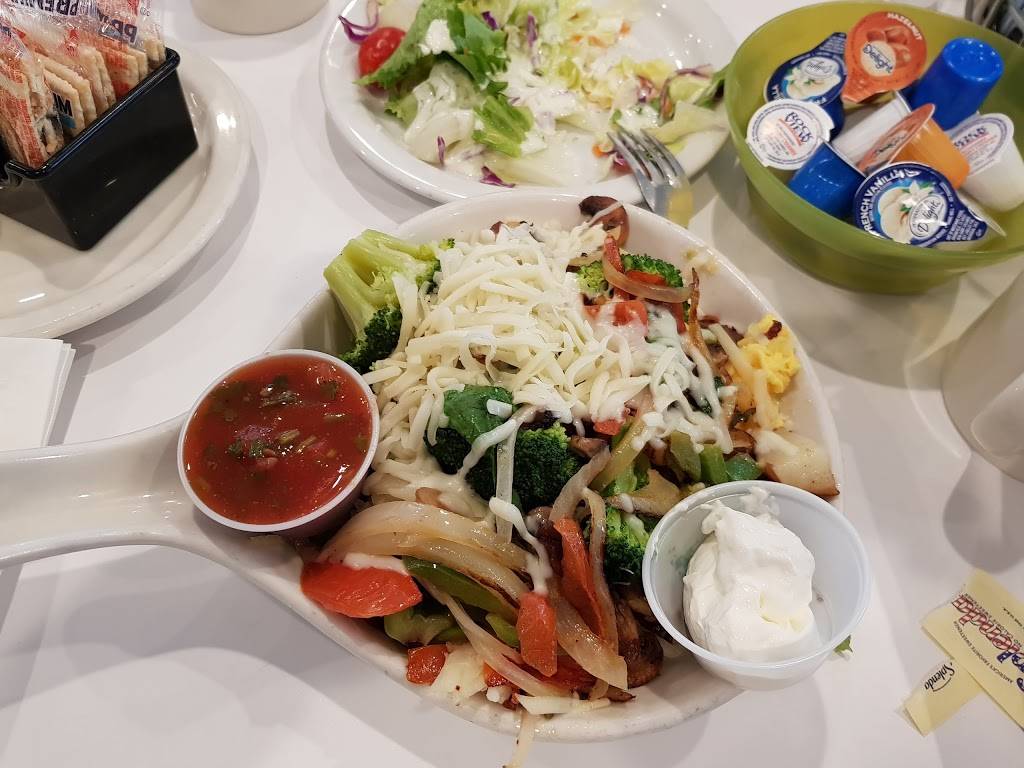 Jennys Family Restaurant | restaurant | 1675 N Perris Blvd # B, Perris, CA 92571, USA | 9516572945 OR +1 951-657-2945