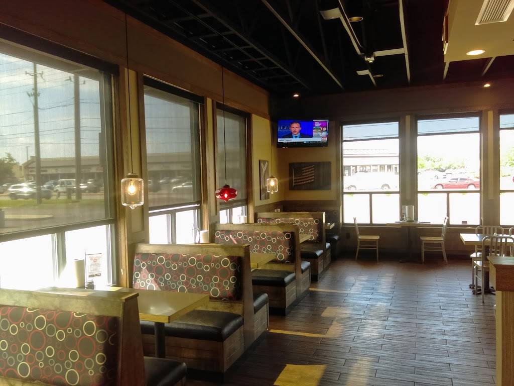 Pizza Hut | restaurant | 3497 W 86th St, Indianapolis, IN 46268, USA | 3178723081 OR +1 317-872-3081