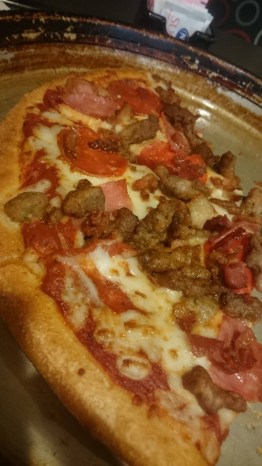 Pizza Hut | restaurant | 66 S 3rd St, Oxford, PA 19363, USA | 6109322480 OR +1 610-932-2480