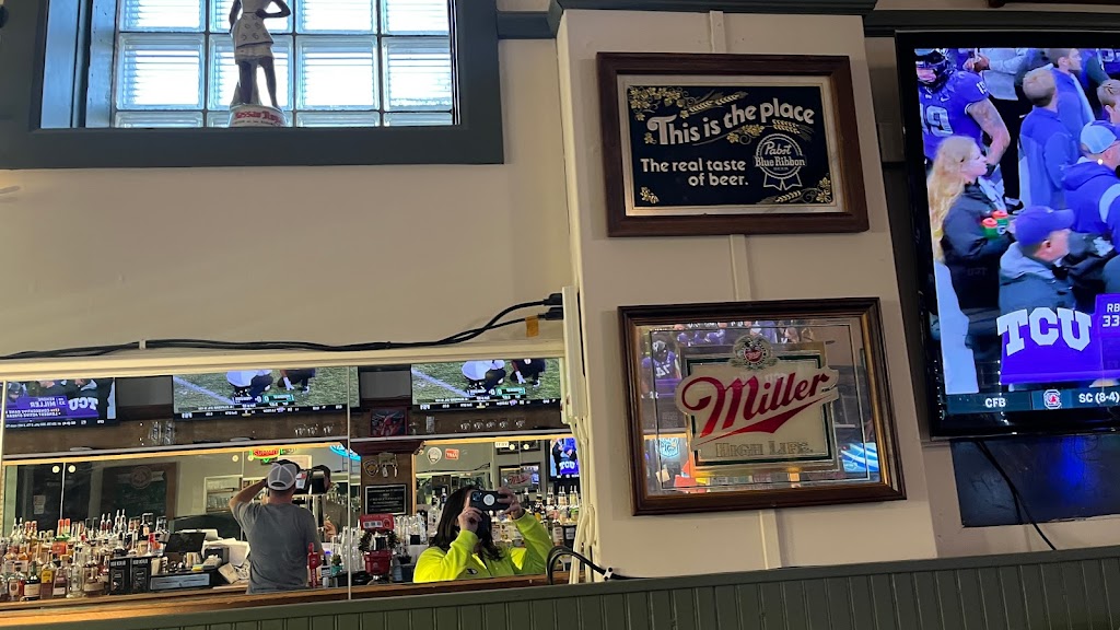 Chances Tavern | restaurant | 1080 Payne Ave, St Paul, MN 55130, USA | 6517747273 OR +1 651-774-7273