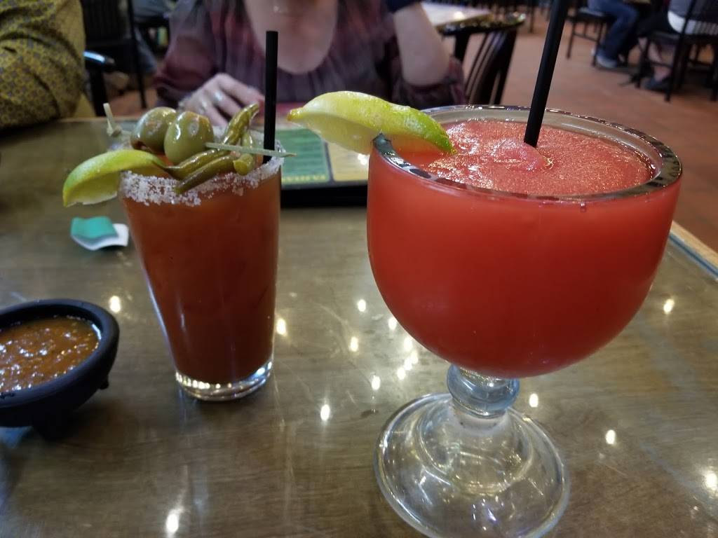 Los Comales | restaurant | 431 TX-35 BUS, Rockport, TX 78382, USA | 3617293952 OR +1 361-729-3952