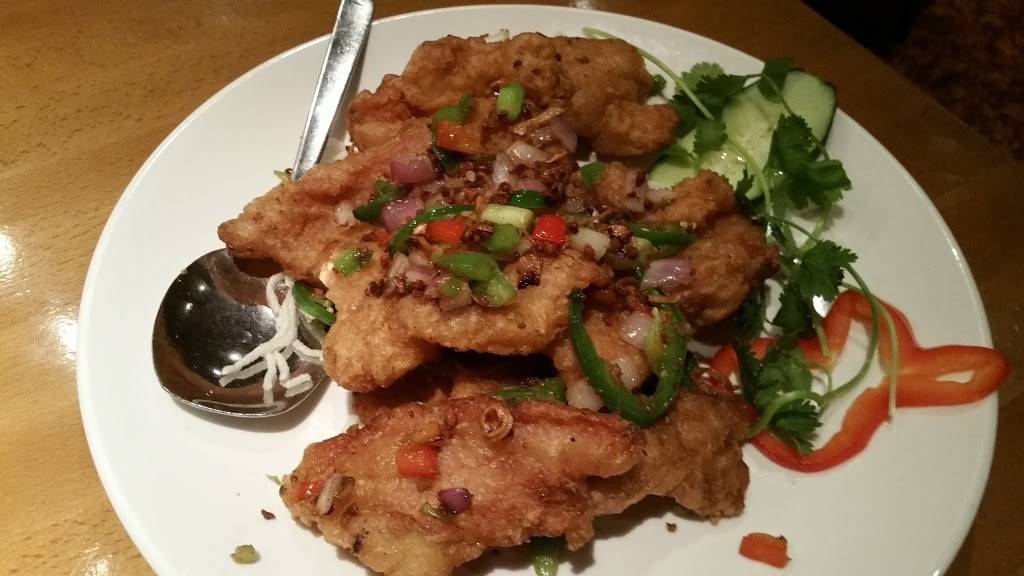 Hoongs Palace | restaurant | 10333 E Costilla Ave, Englewood, CO 80112, USA | 3037925528 OR +1 303-792-5528