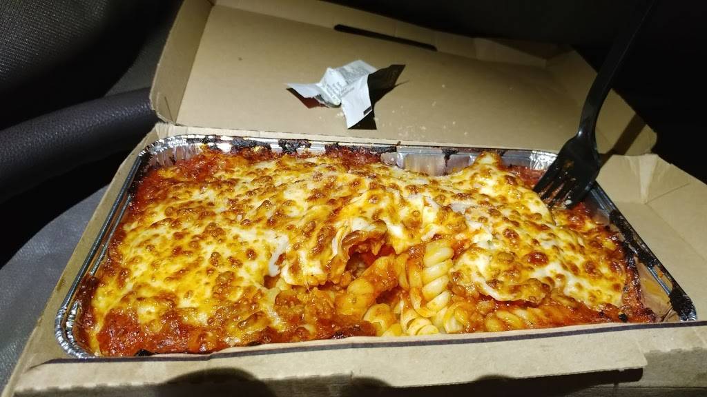 Pizza Hut | meal takeaway | 2727 York Rd, Pleasant View, TN 37146, USA | 6157469997 OR +1 615-746-9997