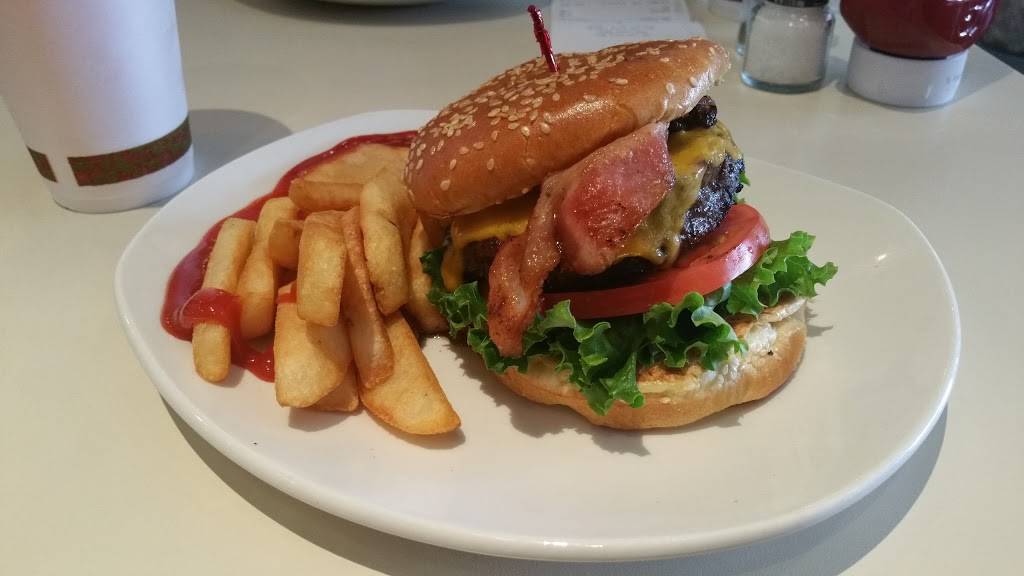 The Loop Pizza Grill | restaurant | 4413 Town Center Pkwy, Jacksonville, FL 32246, USA | 9045278900 OR +1 904-527-8900