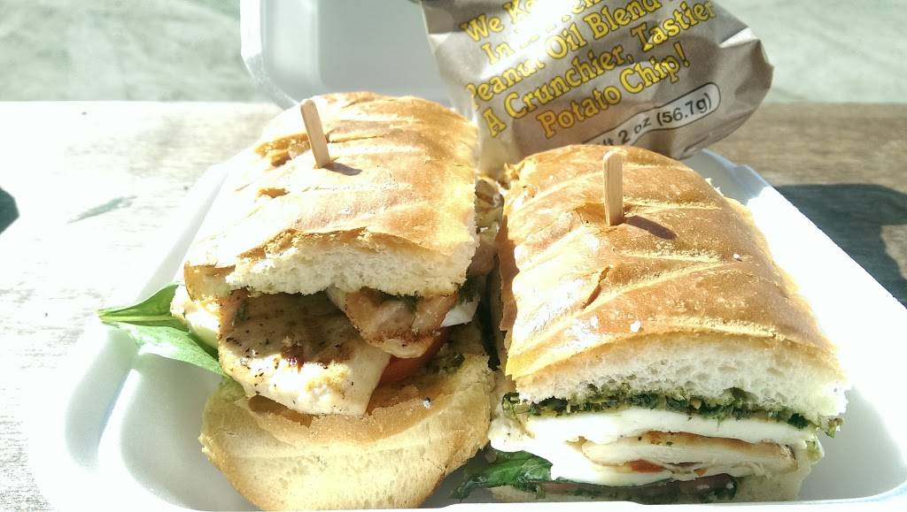 Renatos Restaurant and Catering | meal delivery | 15383 Brookhurst St, Westminster, CA 92683, USA | 7148395755 OR +1 714-839-5755