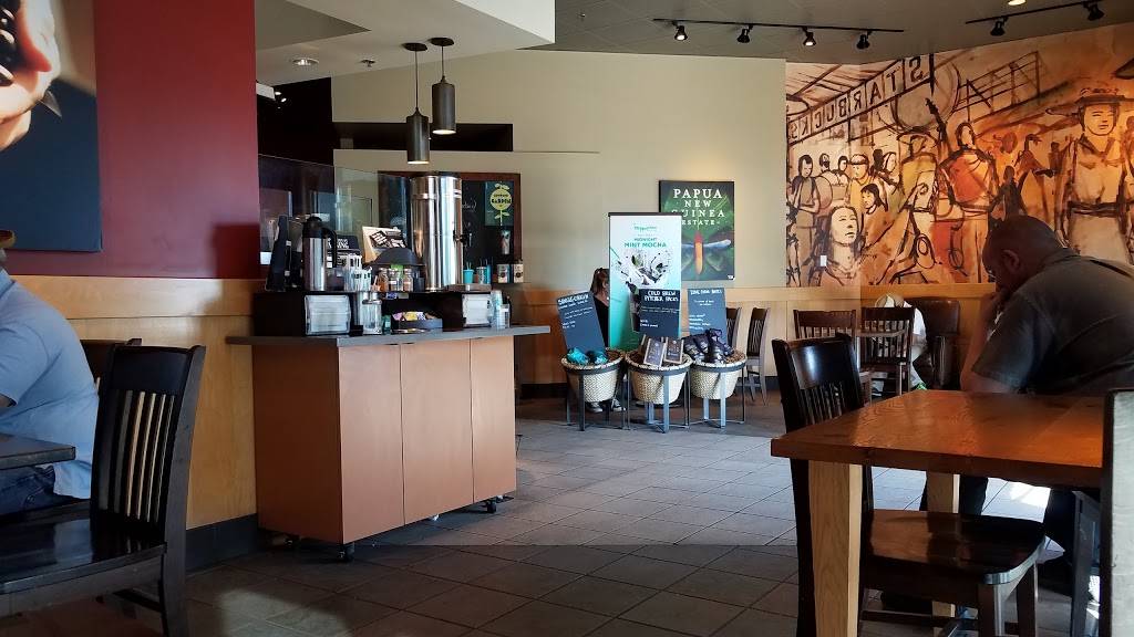 Starbucks | cafe | 218 N, CA-65, Lindsay, CA 93247, USA | 5595629343 OR +1 559-562-9343