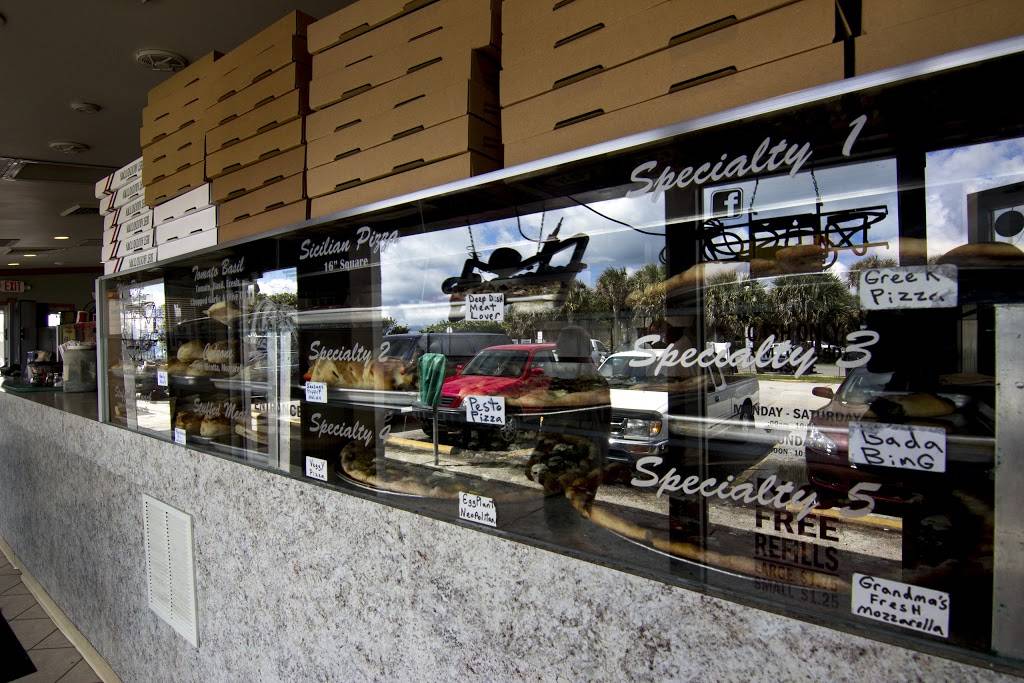 The Original Bizzarro Famous New York Pizza | restaurant | 4 Wave Crest Ave, Indialantic, FL 32903, USA | 3217244799 OR +1 321-724-4799