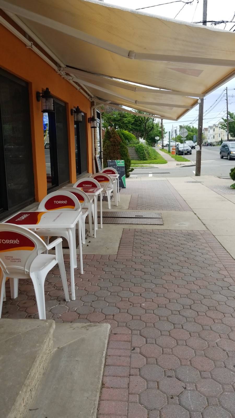 EDDYS Bar and BBQ | restaurant | 600 Jackson Ave, Elizabeth, NJ 07201, USA | 9085766386 OR +1 908-576-6386