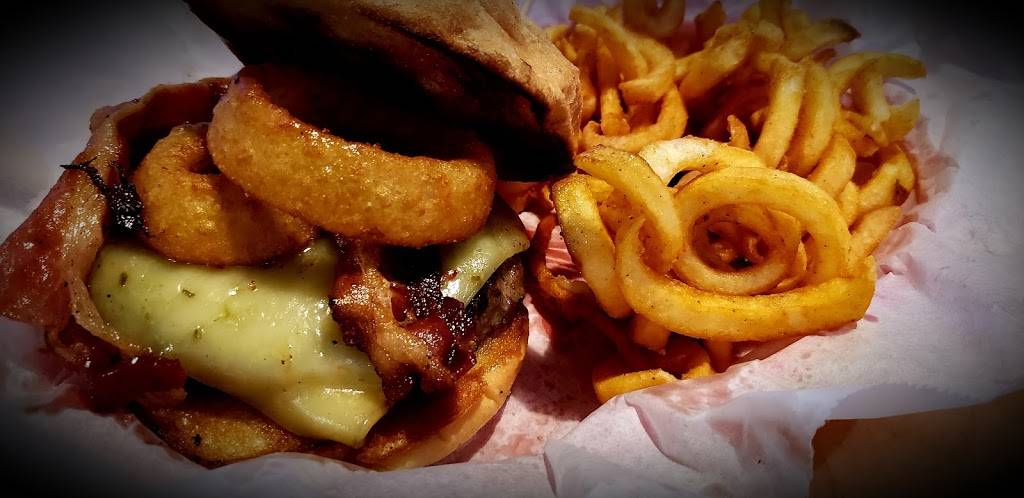 Wings Etc. | restaurant | 309 N Wayne St, Angola, IN 46703, USA | 2606659464 OR +1 260-665-9464