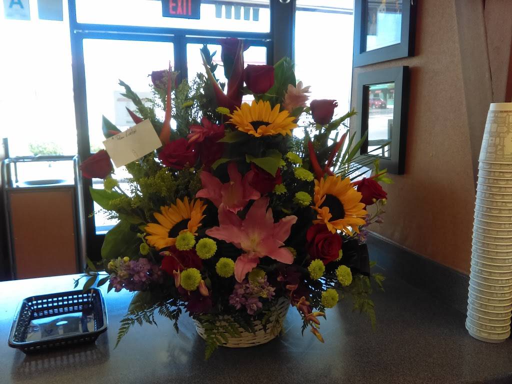 Jack in the Box | restaurant | 17744 Chatsworth St, Granada Hills, CA 91344, USA | 8183639013 OR +1 818-363-9013