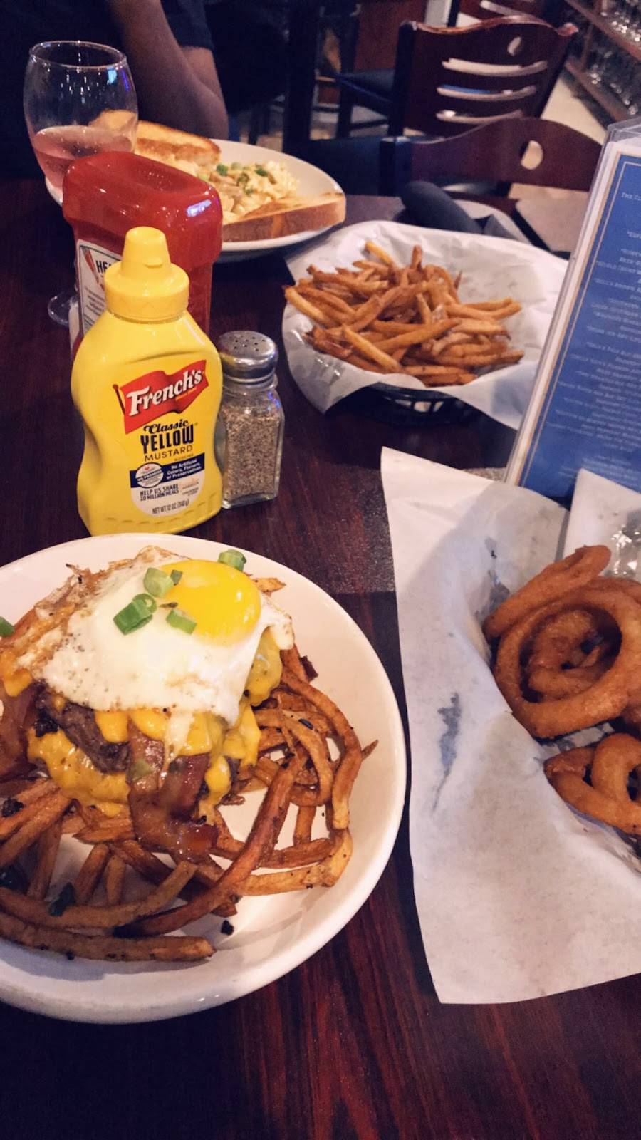 Club Seats Grille | restaurant | 2600 Main St Unit 102, Hilton Head Island, SC 29926, USA | 8433632582 OR +1 843-363-2582