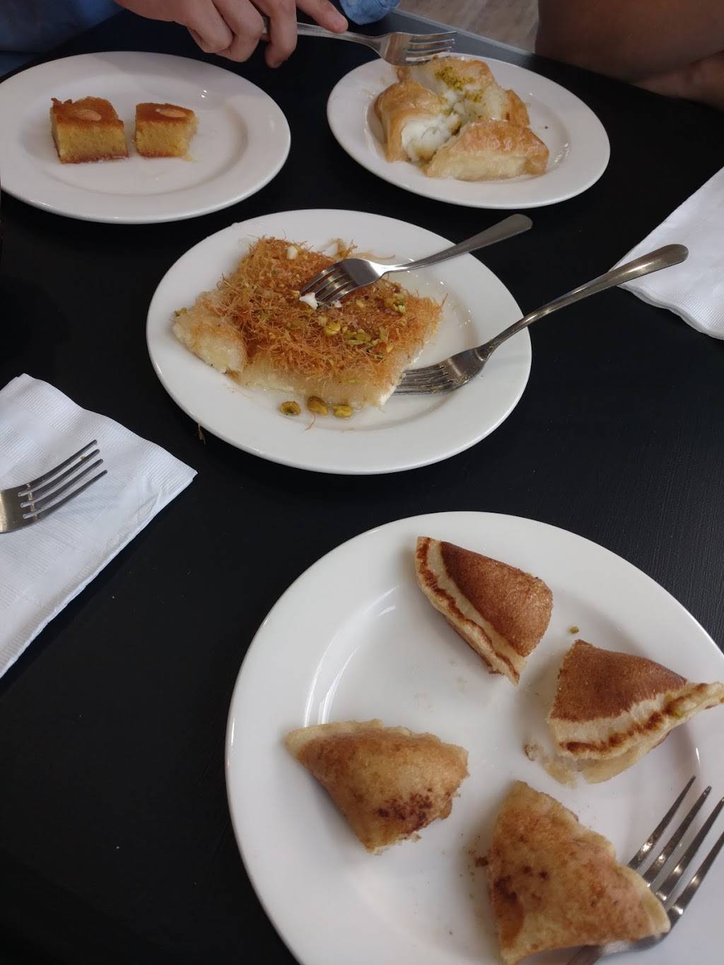 Habibis Sweets & Pastries | bakery | 3178, 2417 Nicholasville Rd #100, Lexington, KY 40503, USA | 8595549899 OR +1 859-554-9899