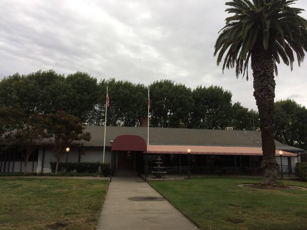 The Shipyard Portside Food and Drink | restaurant | 2305 W Washington St, Stockton, CA 95203, USA | 2098158668 OR +1 209-815-8668