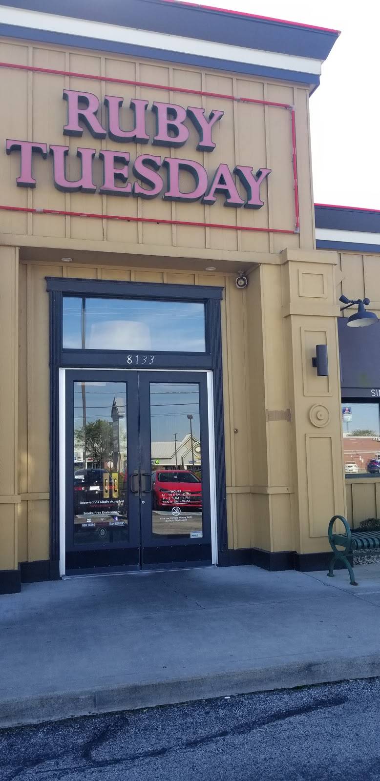 Ruby Tuesday | restaurant | 8133 E 96th St, Indianapolis, IN 46256, USA | 3178428368 OR +1 317-842-8368