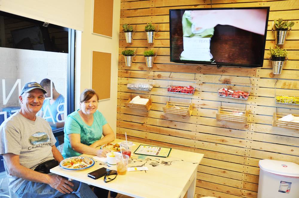 Loving Hut Tempe, AZ - University Dr | restaurant | 405 W University Dr, Tempe, AZ 85281, USA | 4809684096 OR +1 480-968-4096