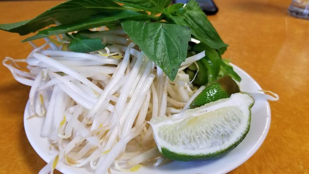 Minh Hai | restaurant | 1096 Park Ave, Cranston, RI 02910, USA | 4013838071 OR +1 401-383-8071