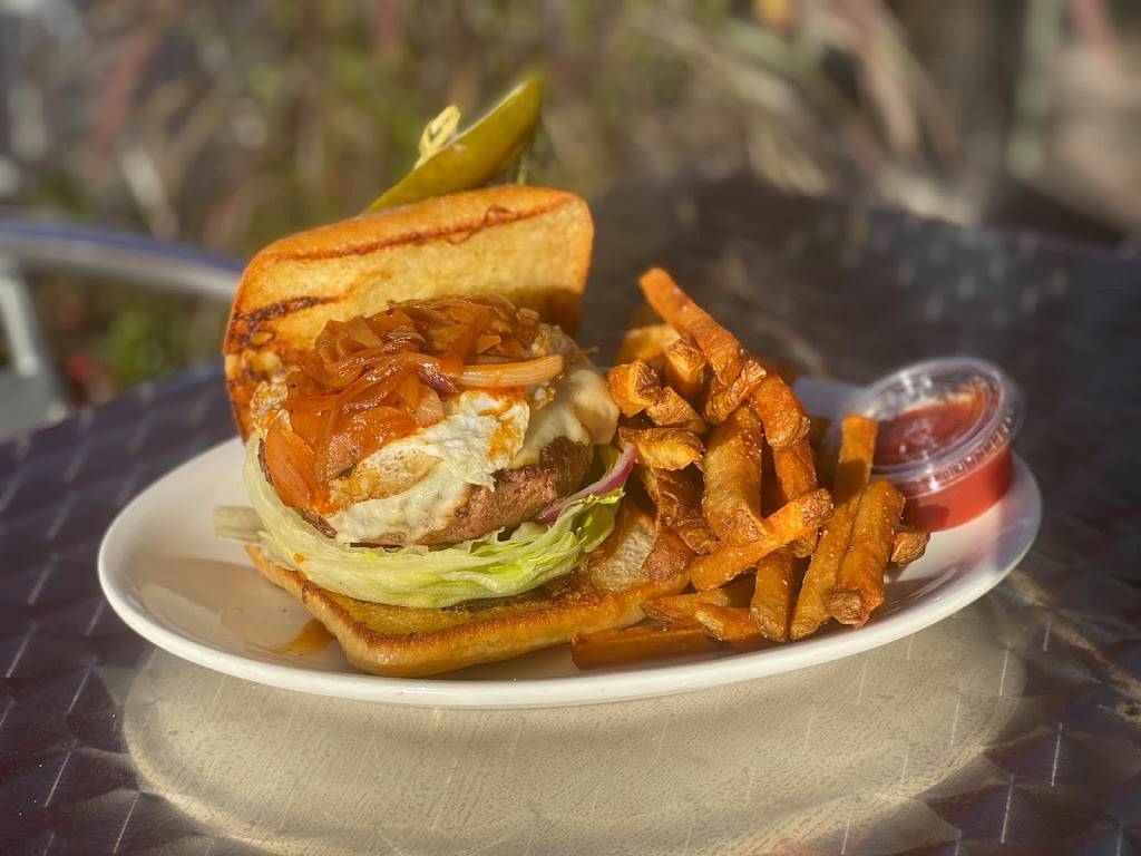 J&J Public House | restaurant | 2808 Alki Ave SW, Seattle, WA 98116, USA | 2068299695 OR +1 206-829-9695