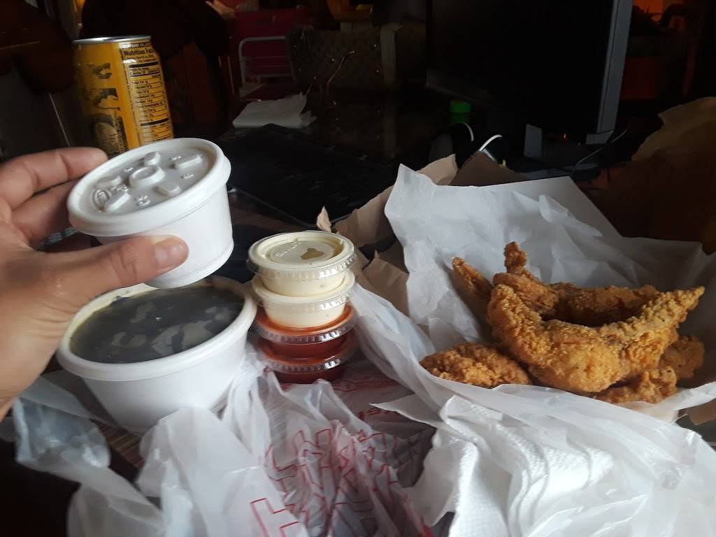 Family Fish Market | restaurant | 14928 7th St, Victorville, CA 92395, USA | 7602451416 OR +1 760-245-1416