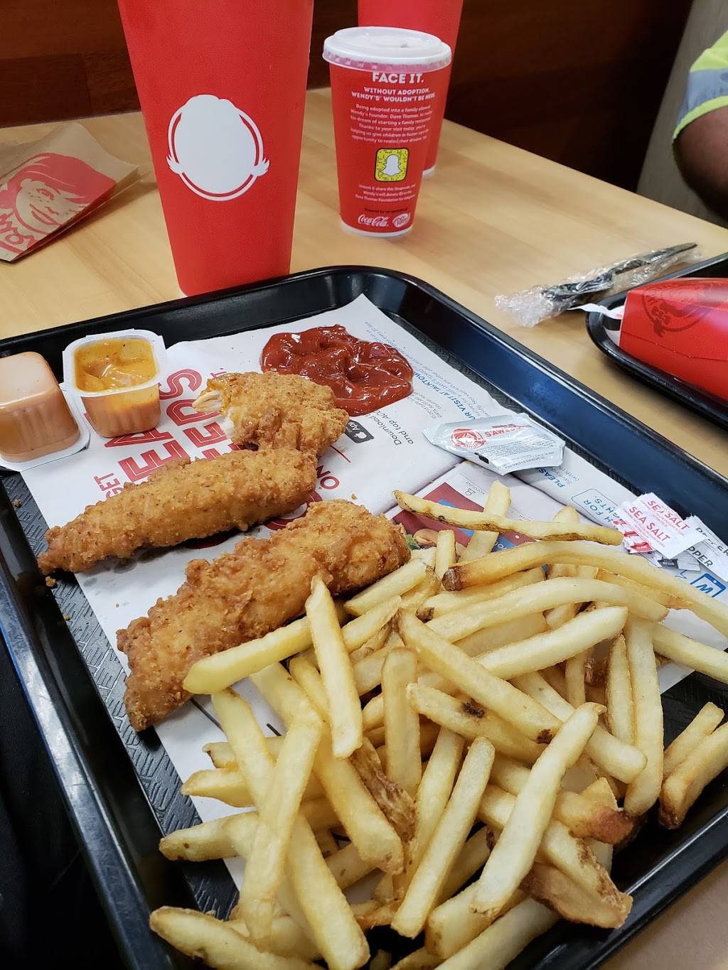 Wendys | restaurant | 3232 Lavon Dr, Garland, TX 75040, USA | 9728054463 OR +1 972-805-4463