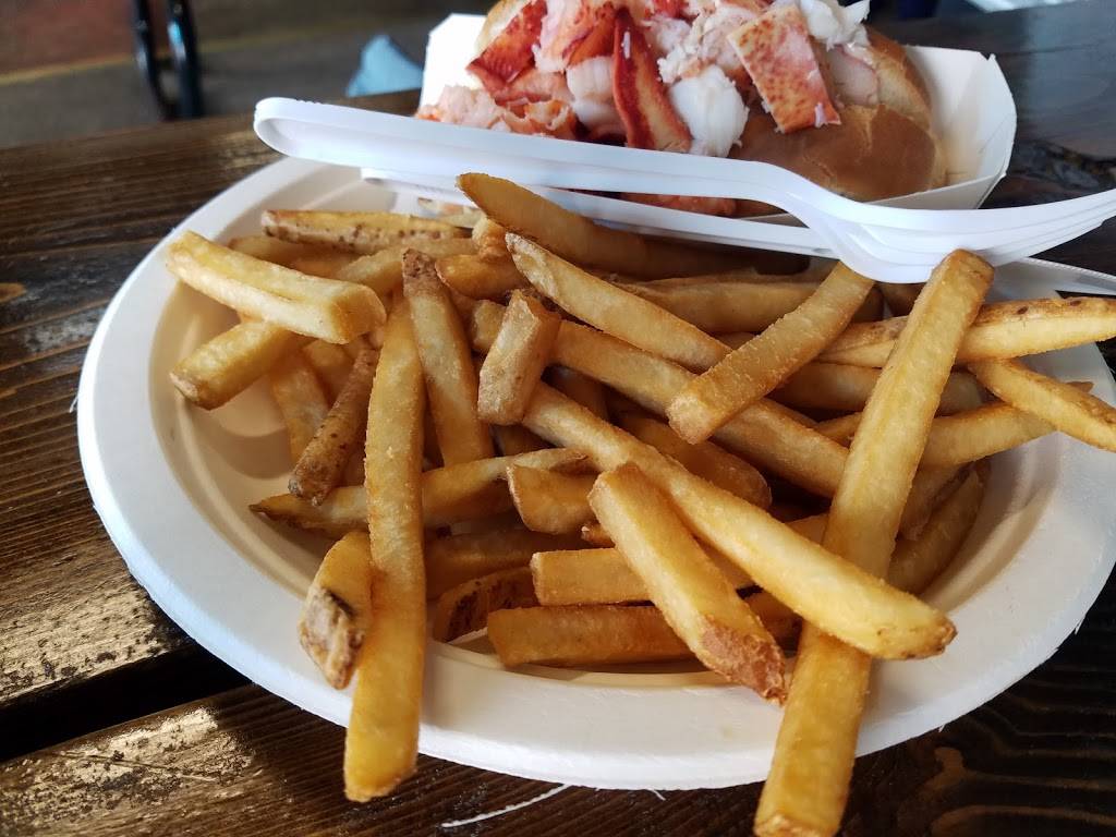 Susans Fish-n-Chips | restaurant | 1135 Forest Ave, Portland, ME 04103, USA | 2078783240 OR +1 207-878-3240