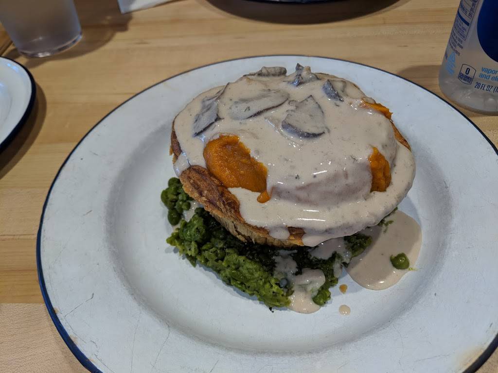 Fork-in Aussie Pie® Kitchen | restaurant | 11918 Aviation Blvd, Inglewood, CA 90304, USA | 4243488060 OR +1 424-348-8060