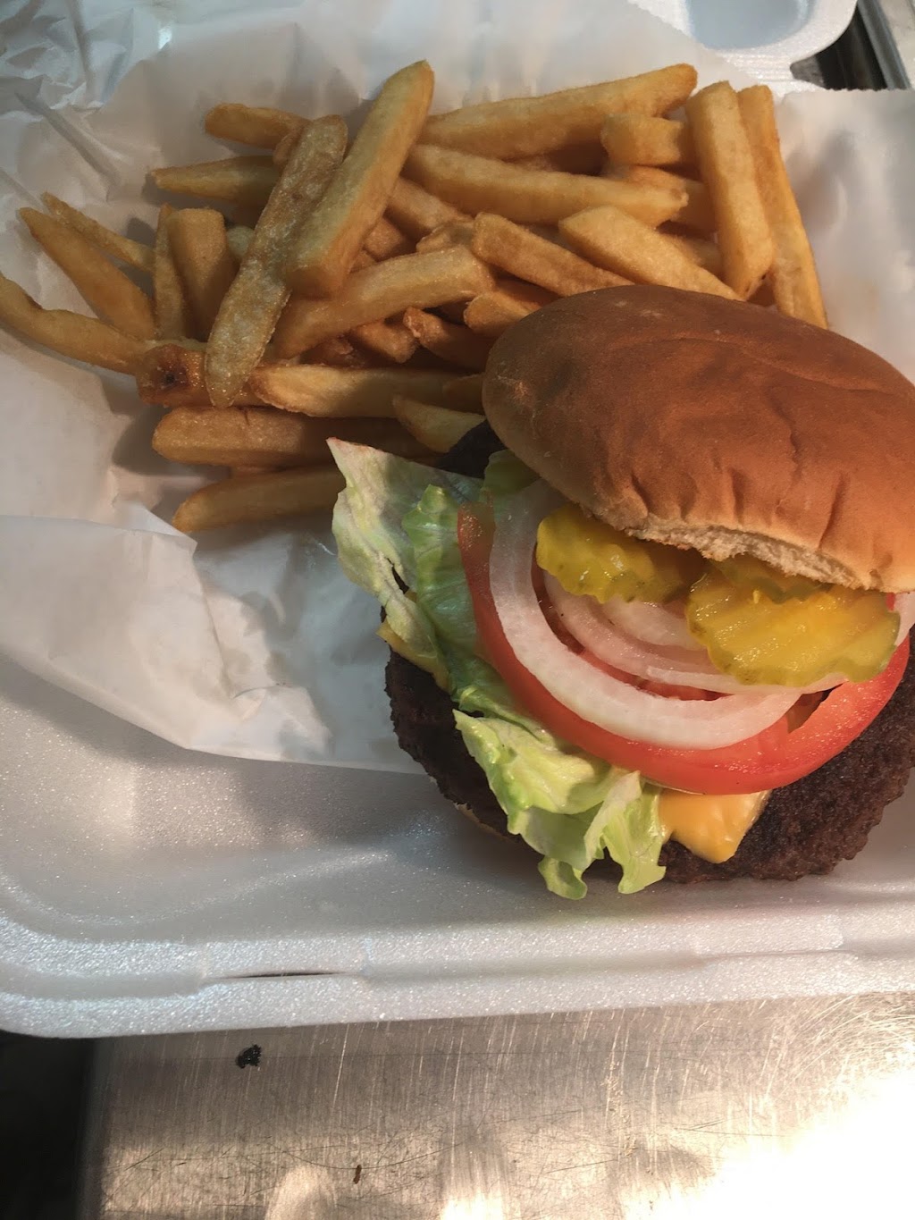 Reds Country Kitchen | restaurant | 513 Daleville Ave, Enterprise, AL 36330, USA | 3344754439 OR +1 334-475-4439