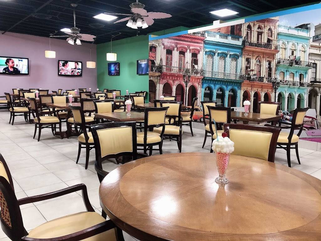 Hotdogland Las Vegas | restaurant | 2570 E Tropicana Ave #8, Las Vegas, NV 89121, USA | 7025703425 OR +1 702-570-3425