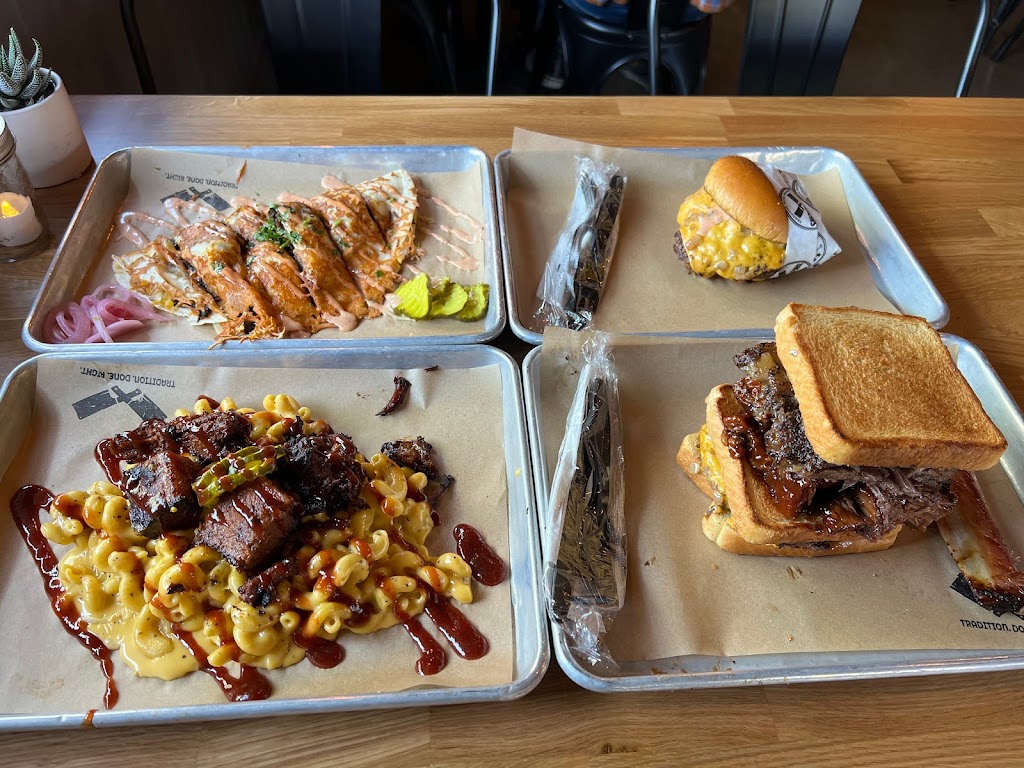 Smoke and Fire Social Eatery | restaurant | 5225 Canyon Crest Dr Unit 9, Riverside, CA 92507, USA | 5624134961 OR +1 562-413-4961