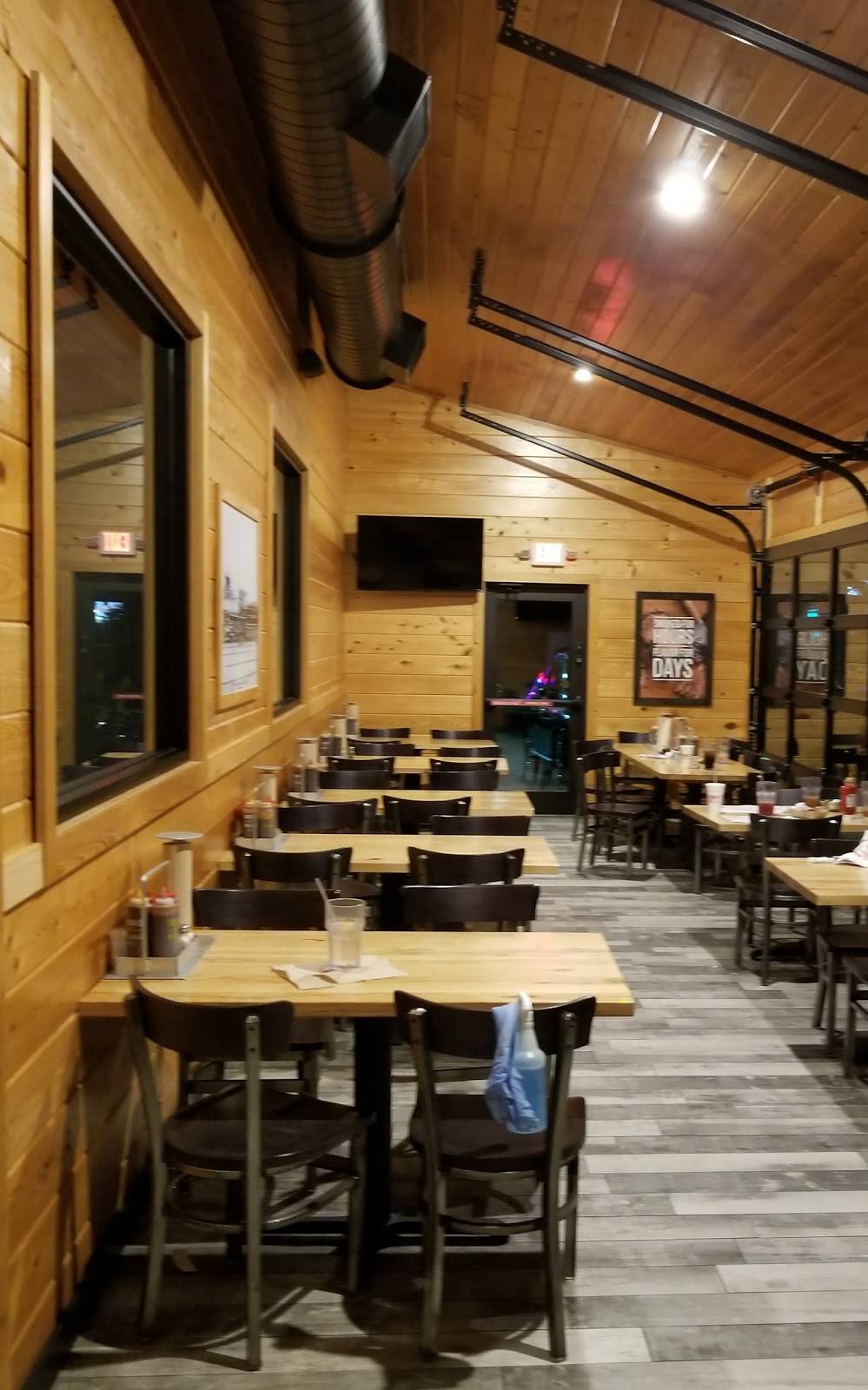 Sonnys BBQ | restaurant | 2900 Cheney Hwy, Titusville, FL 32780, USA | 3213852665 OR +1 321-385-2665