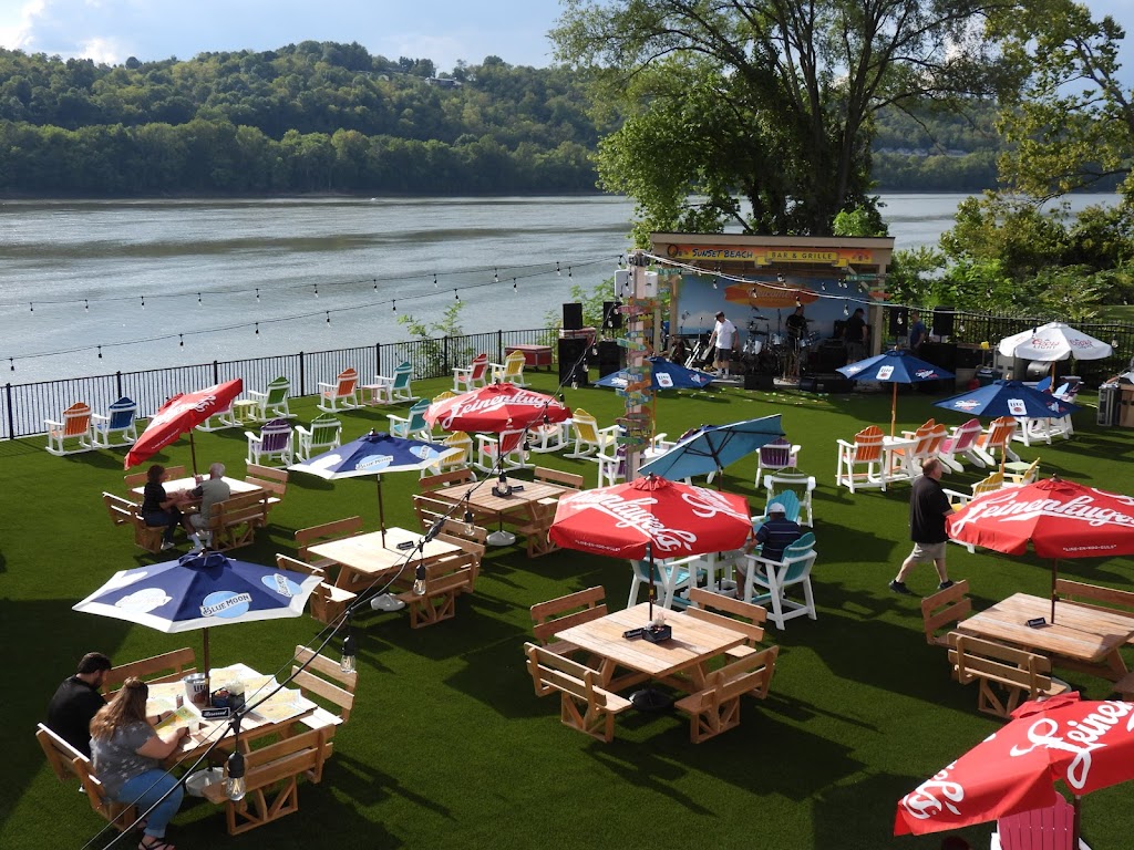 Sunset Beach Bar & Grille | restaurant | 401 Front St, New Richmond, OH 45157, USA | 5135531400 OR +1 513-553-1400