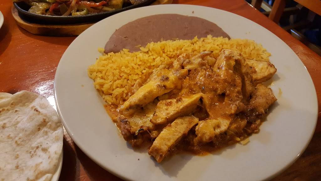 The Picantillo Restaurant | restaurant | 4590 Mountain Rd, Lake Shore, MD 21122, USA | 4103607328 OR +1 410-360-7328