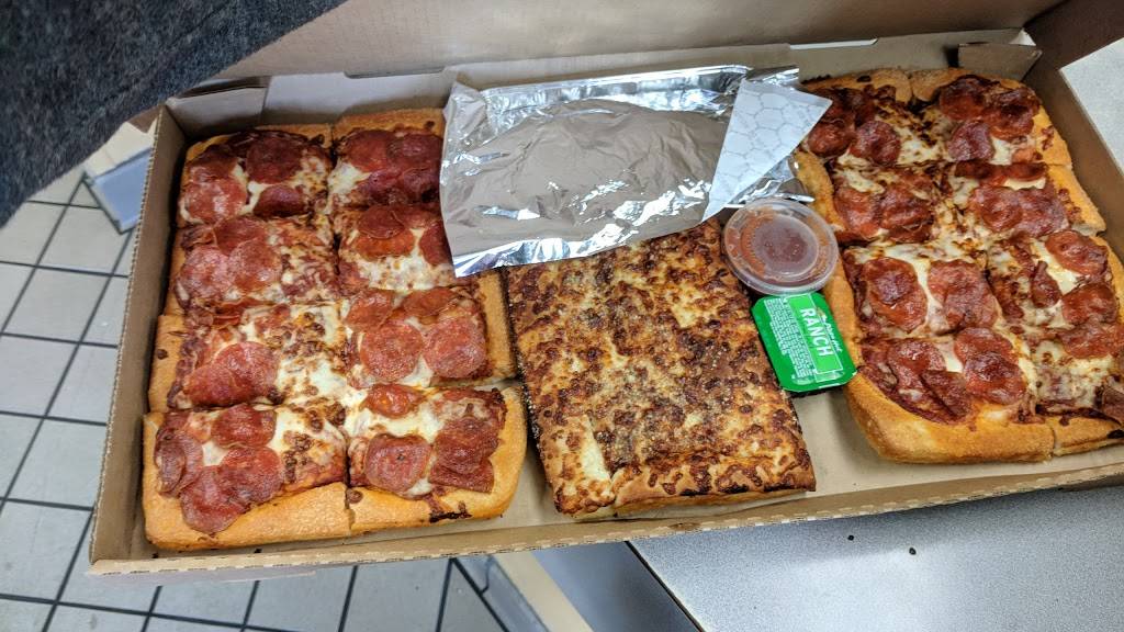 Pizza Hut | restaurant | 22859 Mission Blvd, Hayward, CA 94541, USA | 5108864111 OR +1 510-886-4111