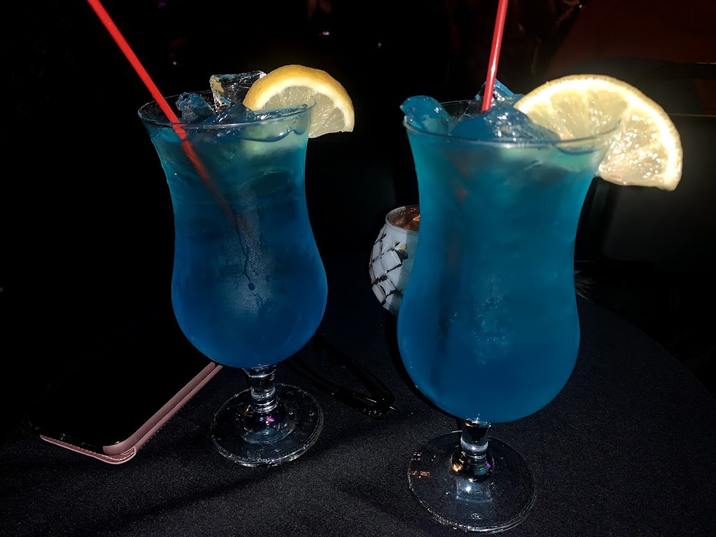 The Baton Show Lounge | night club | 4713 N Broadway, Chicago, IL 60640, USA | 3126445269 OR +1 312-644-5269