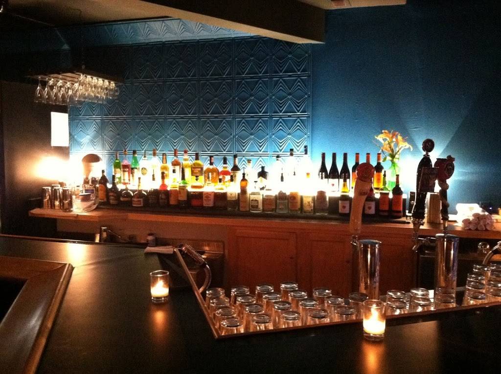 Lilys Bistro | restaurant | 329 E 5th St, Dayton, OH 45402, USA | 9377237637 OR +1 937-723-7637