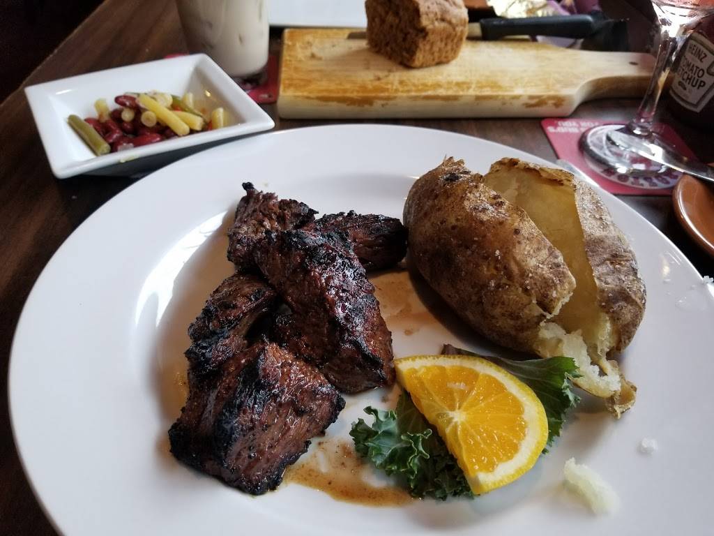 Bullwinkles Steak House | restaurant | 2919 Atlantic Hwy, Waldoboro, ME 04572, USA | 2078326272 OR +1 207-832-6272