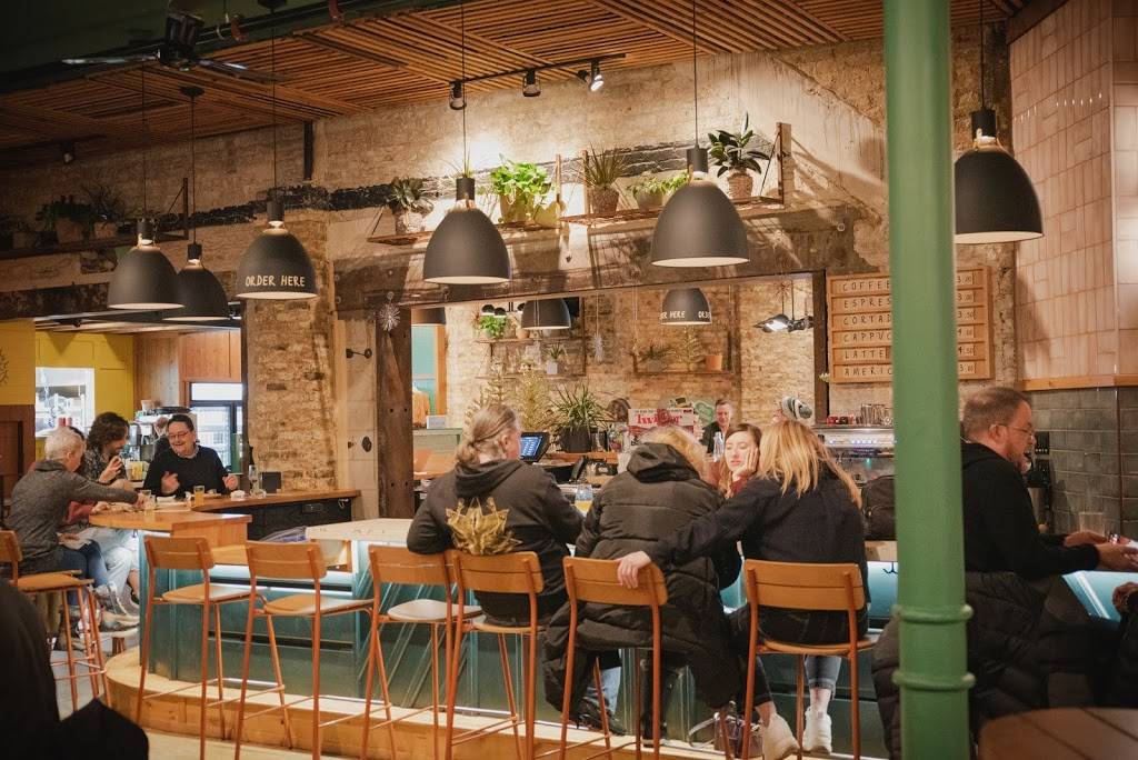 Hacienda Beer Co. North Ave Taproom | restaurant | 2018 E North Ave, Milwaukee, WI 53211, USA | 4142967200 OR +1 414-296-7200