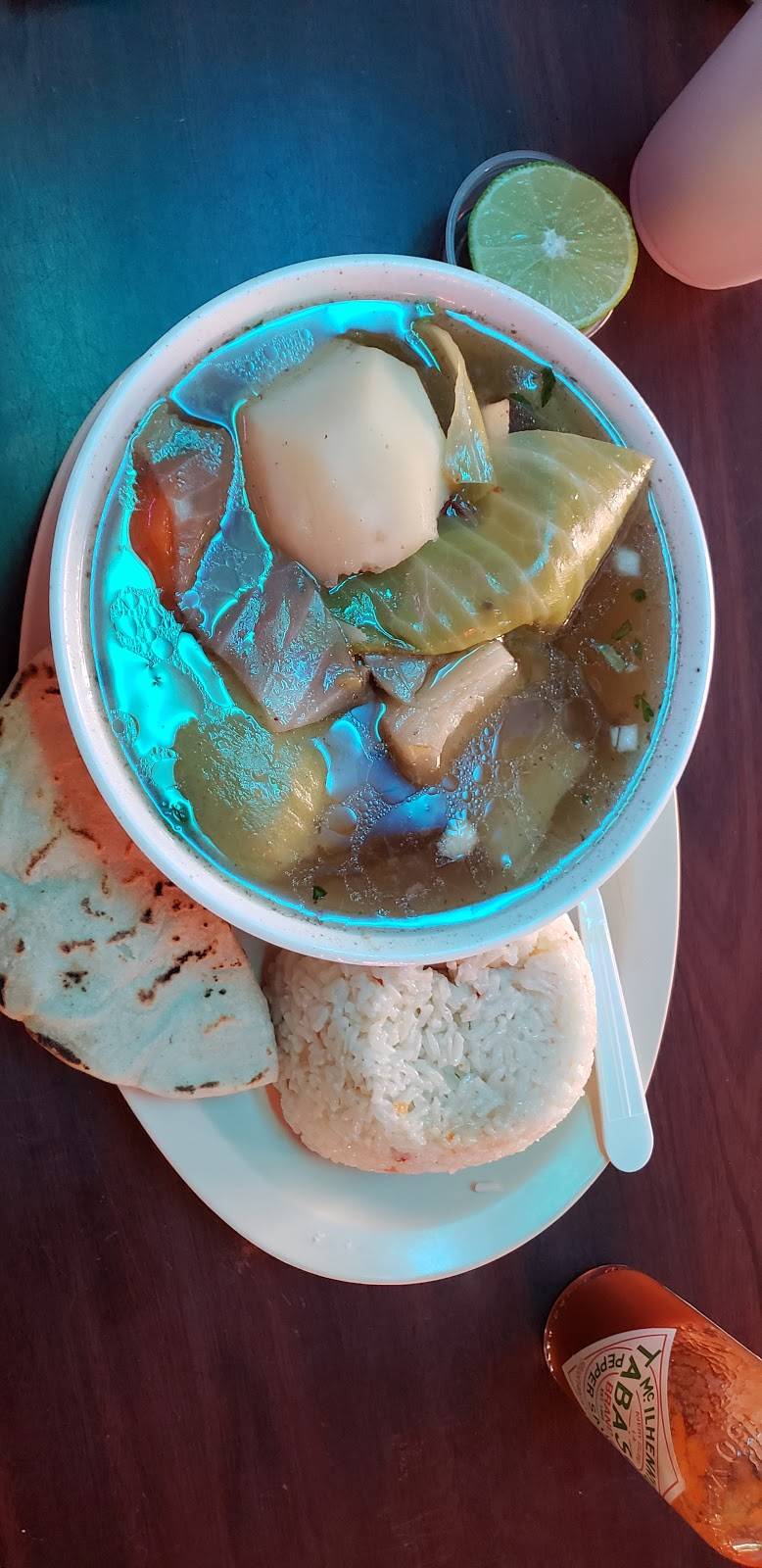 Sabor Nica Restaurant | restaurant | 49 NW 12th Ave, Miami, FL 33128, USA | 3055450145 OR +1 305-545-0145