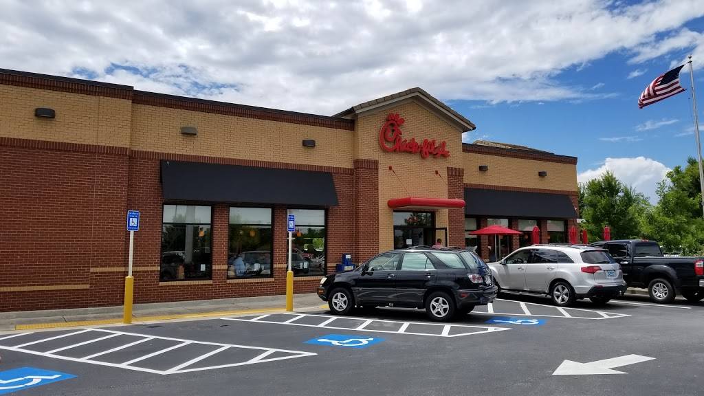 Chick-fil-A | restaurant | 330 Furniture Dr, Cornelia, GA 30531, USA | 7067760090 OR +1 706-776-0090